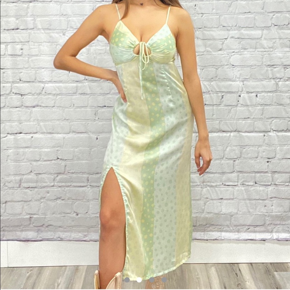 Green Polka Dot Slit Dress - Picture 2 of 4